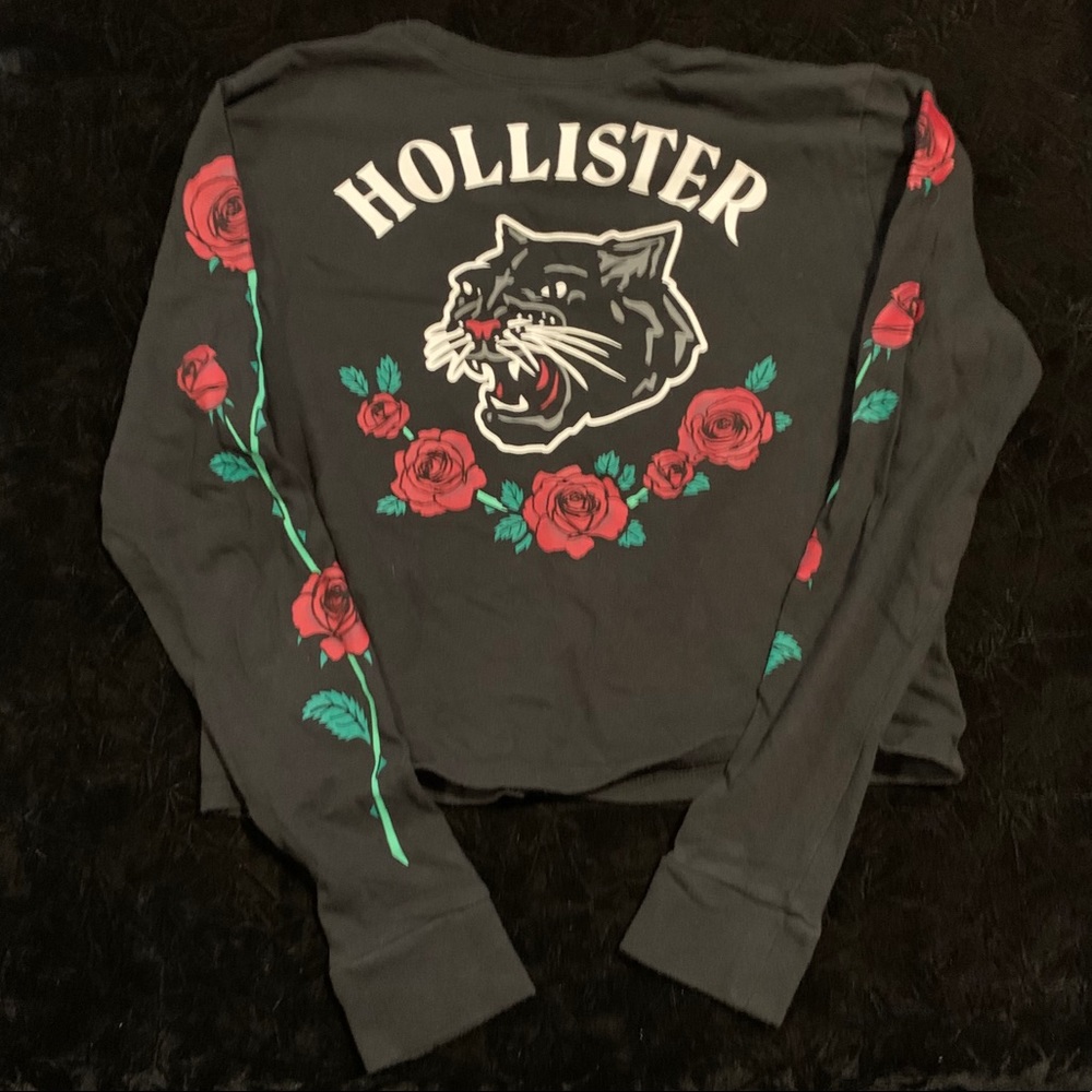 Hollister long sleeve tee